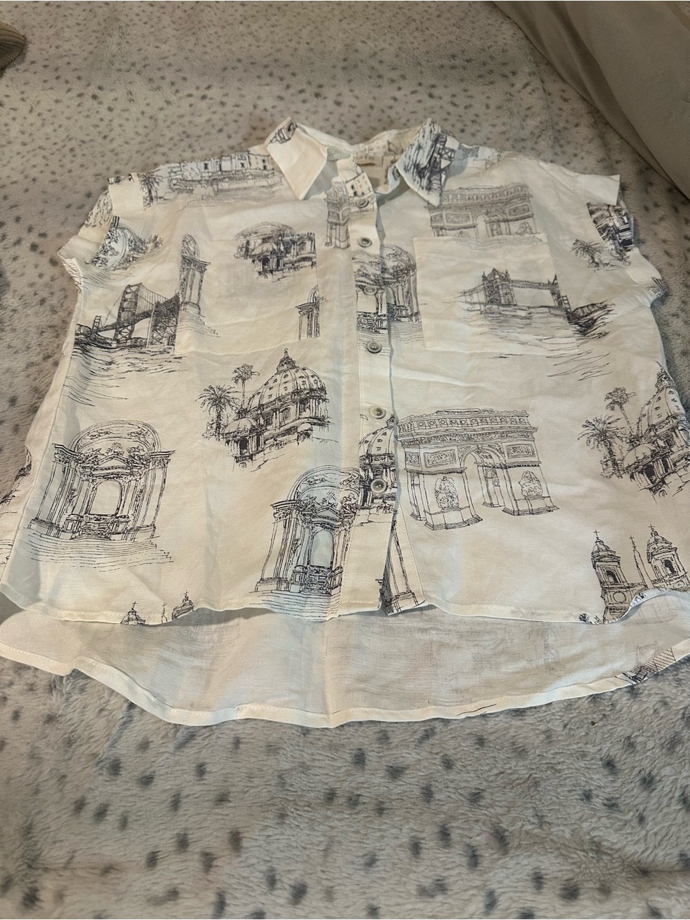 Fate White Scenic Print Short-Sleeve Button-Up Top
